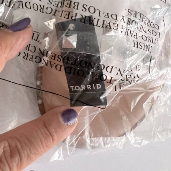 Torrid - Women's Studded Strap Sandal - Clear. Size: 8.5 WW. (1670) - Picture 6 of 14